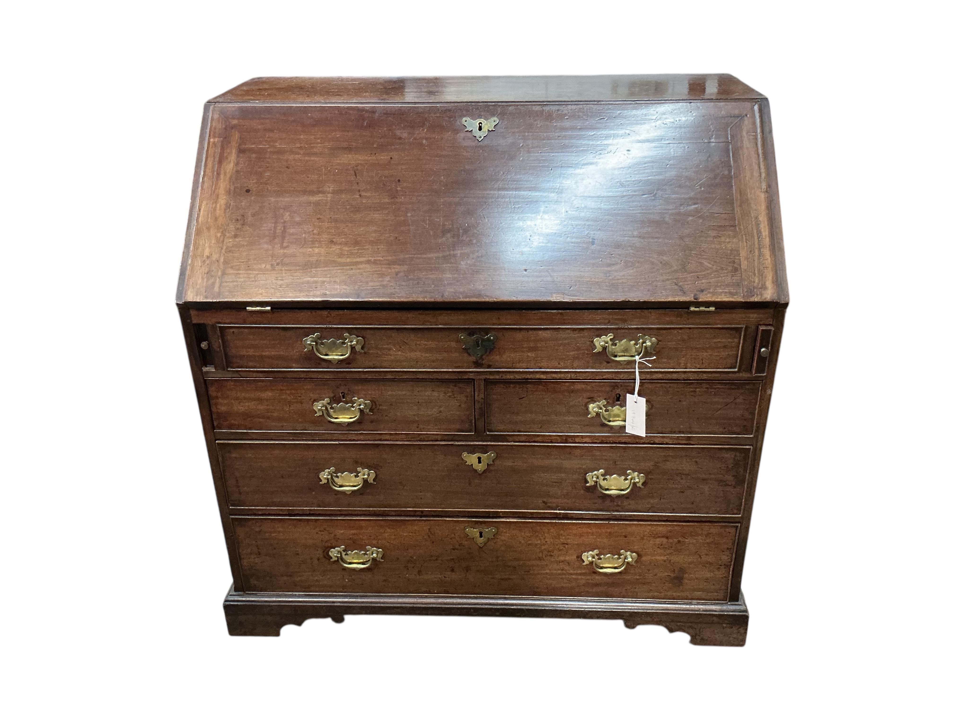 A George III mahogany bureau, width 96cm, depth 56cm, height 97cm